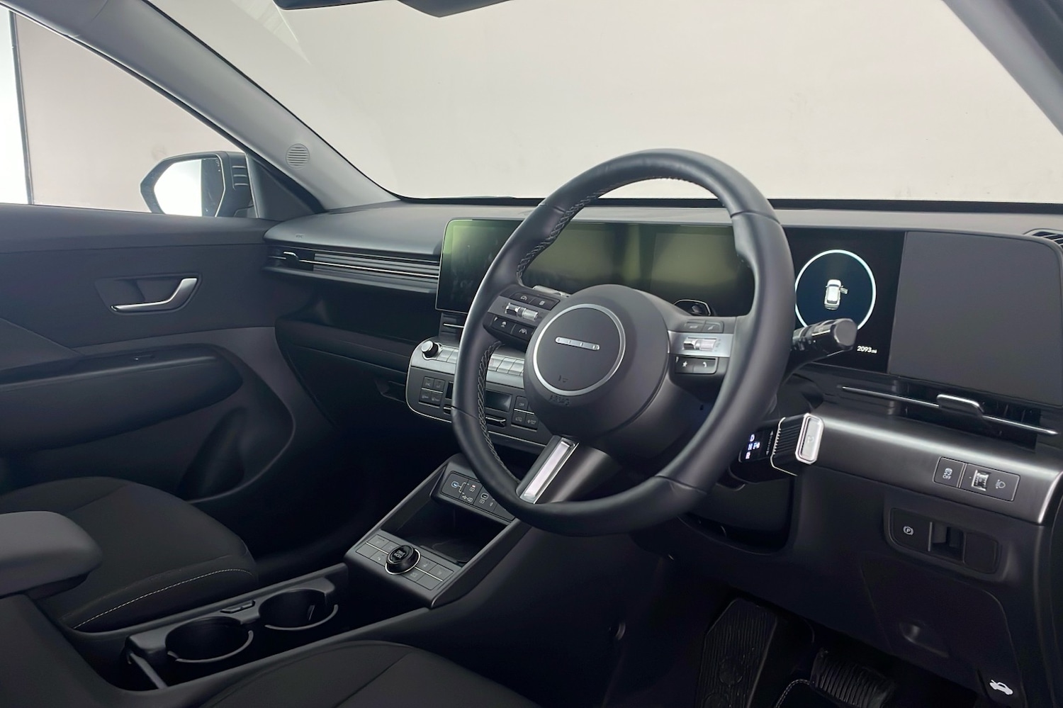 Used Hyundai KONA 2025 for sale - 76502818: Photo 10