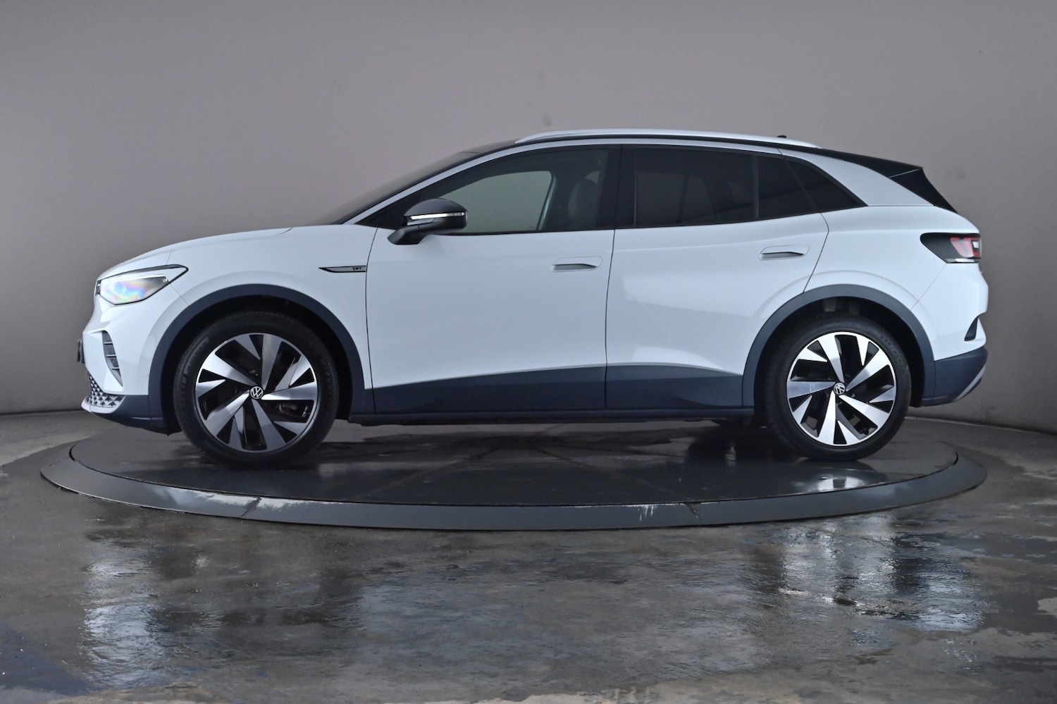 Used Volkswagen ID.4 2021 for sale - 76716533: Photo 14