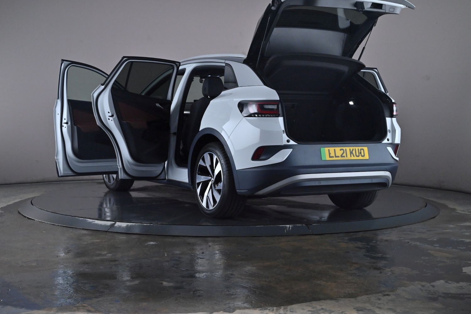 Used Volkswagen ID.4 2021 for sale - 76716533: Photo 57