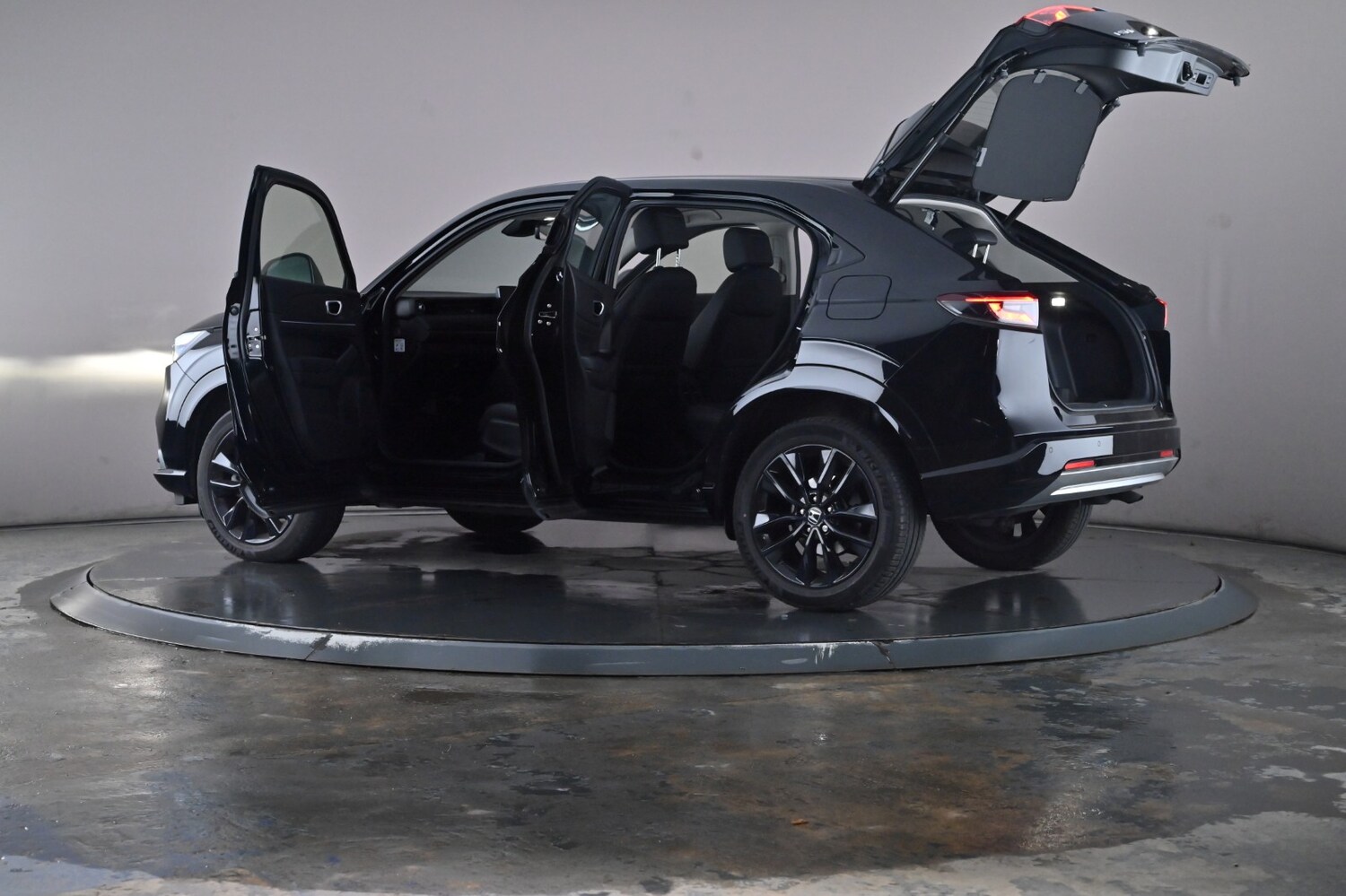 Used Honda HR-V 2023 for sale - 76672341: Photo 54