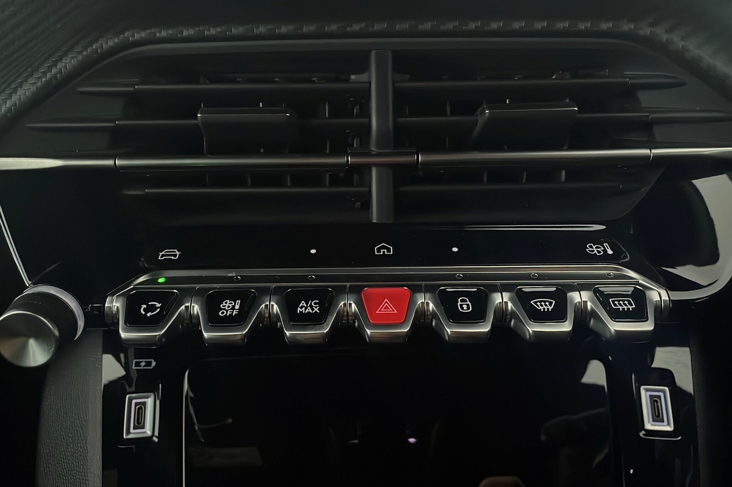 Used Peugeot 208 2024 for sale - 76668028: Photo 27