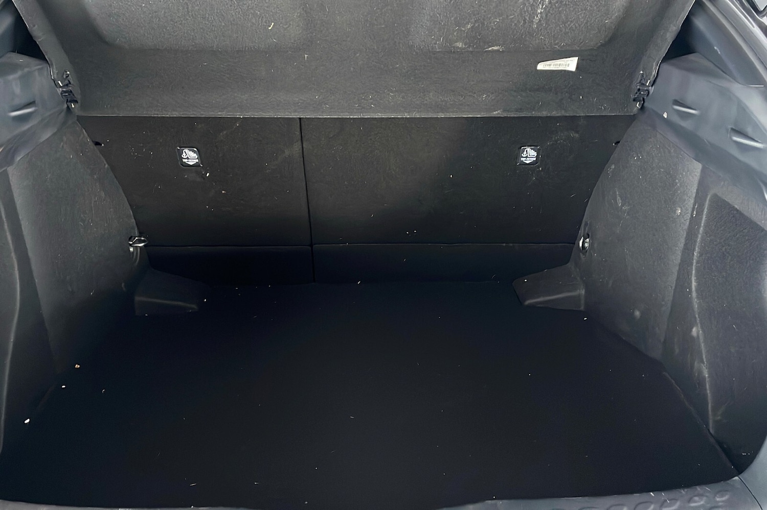 Used Toyota C-HR 2022 for sale - 76621868: Photo 19