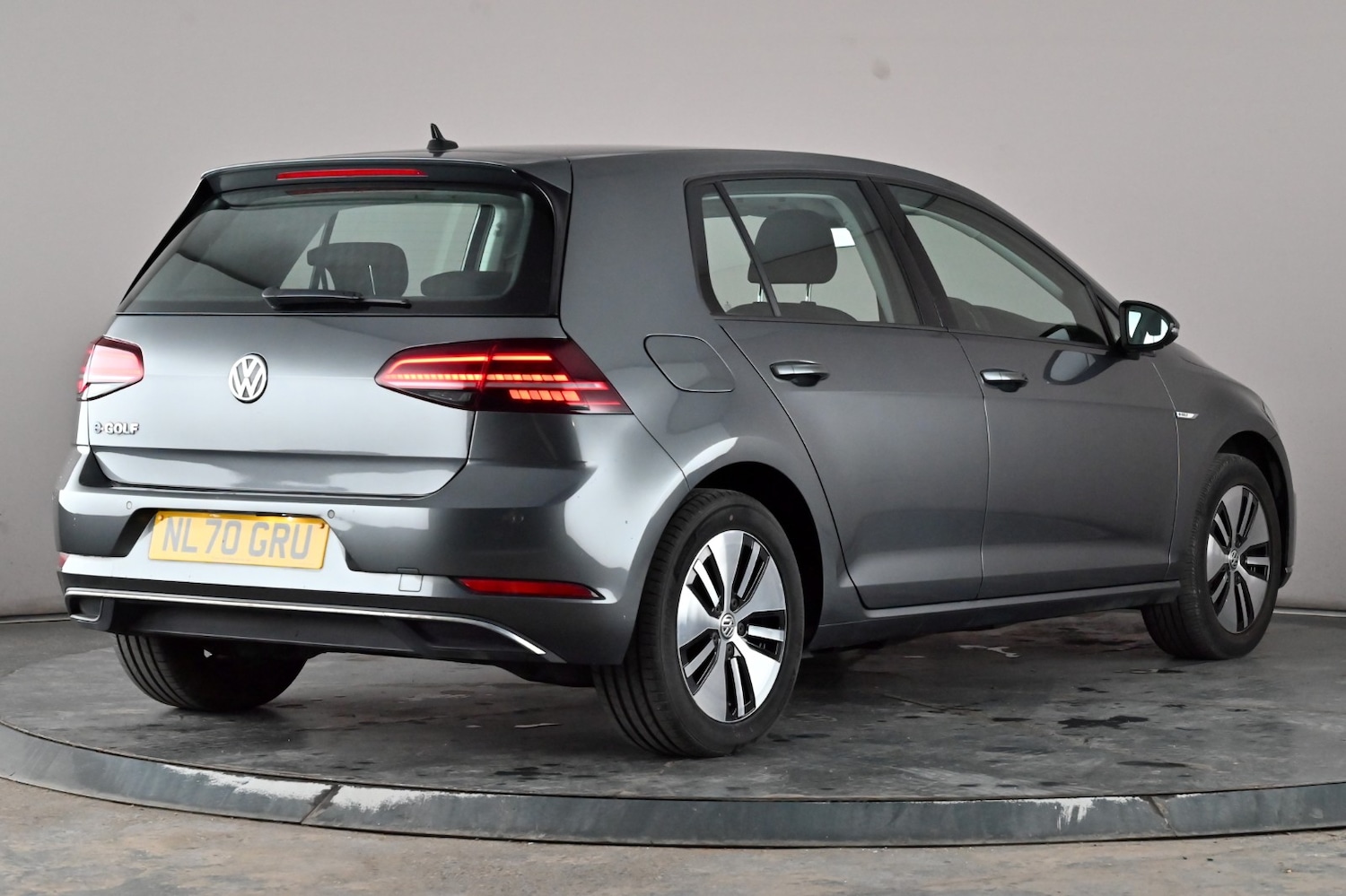 Used Volkswagen Golf 2020 for sale - 76627678: Photo 6