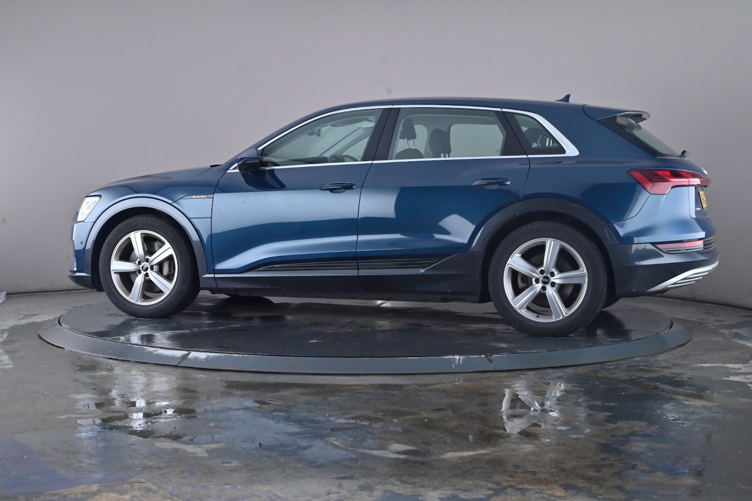 Used Audi e-tron 2021 for sale - 76754277: Photo 17