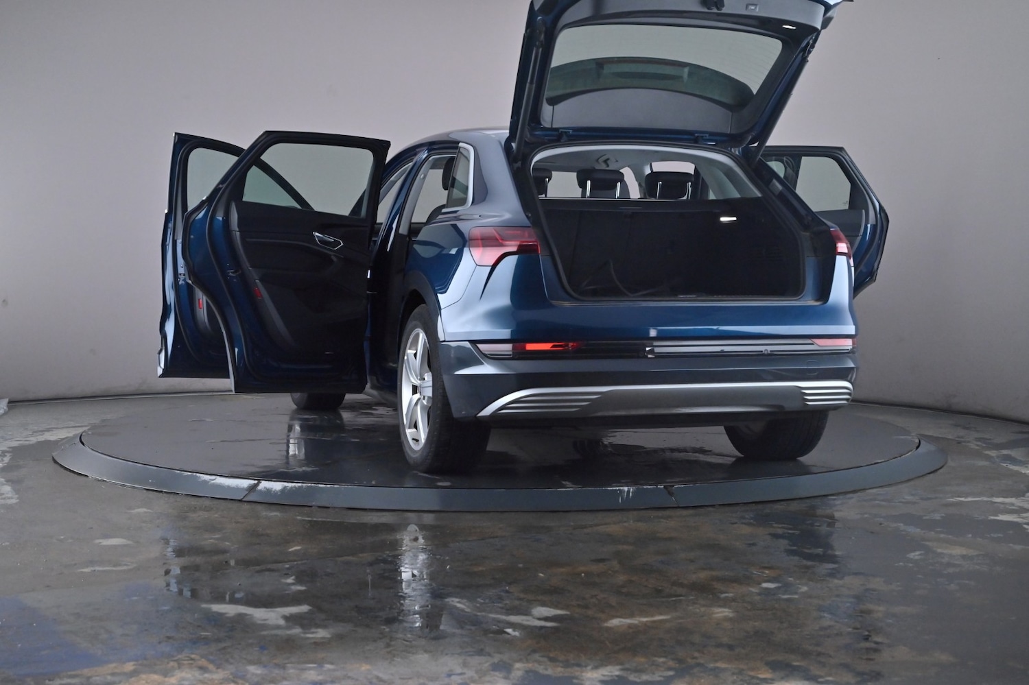 Used Audi e-tron 2021 for sale - 76754277: Photo 59