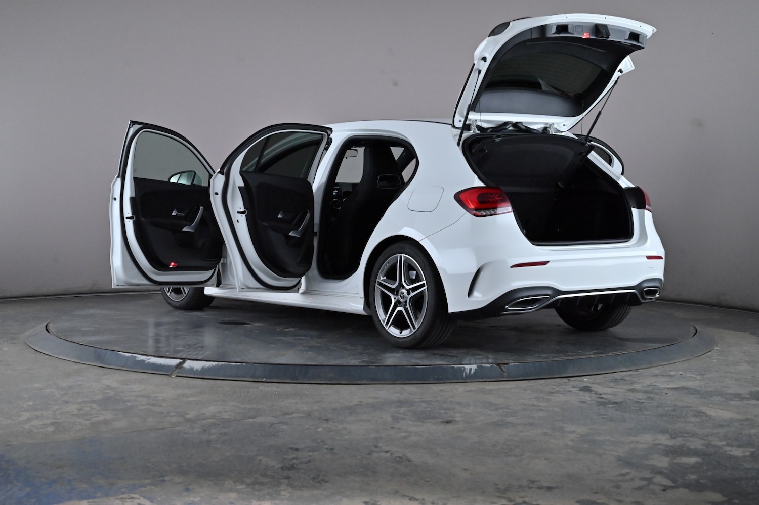 Used Mercedes-Benz A-Class 2019 for sale - 76660298: Photo 67