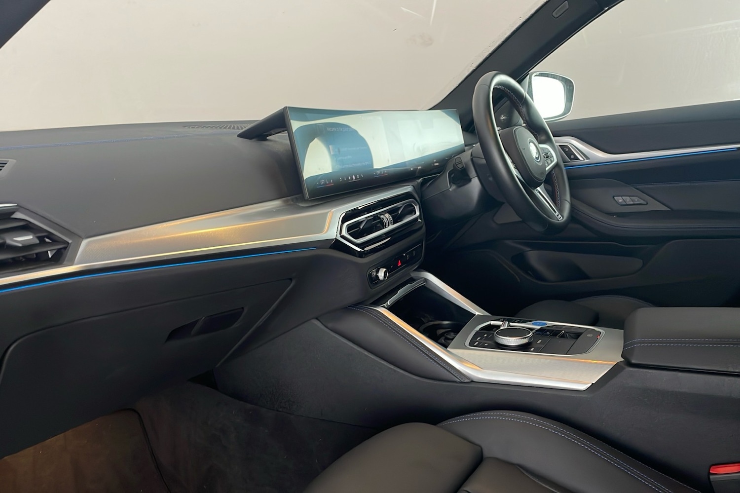 Used BMW i4 2024 for sale - 76211396: Photo 26