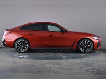 Used BMW i4 2024 for sale - 76211396: Photo 3