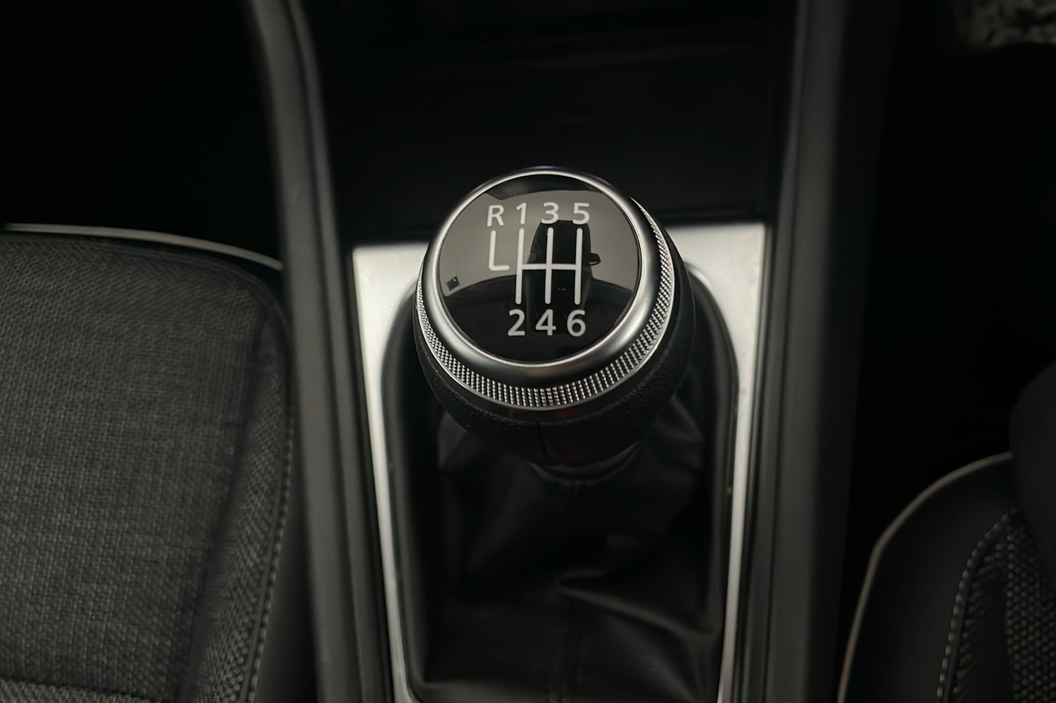 Used Renault Captur 2023 for sale - 76875982: Photo 12