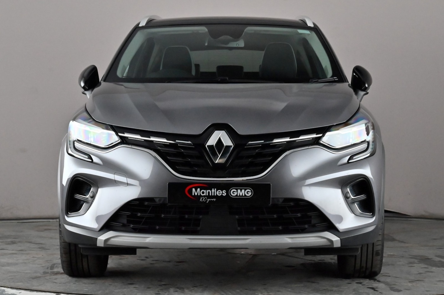 Used Renault Captur 2023 for sale - 76875982: Photo 2