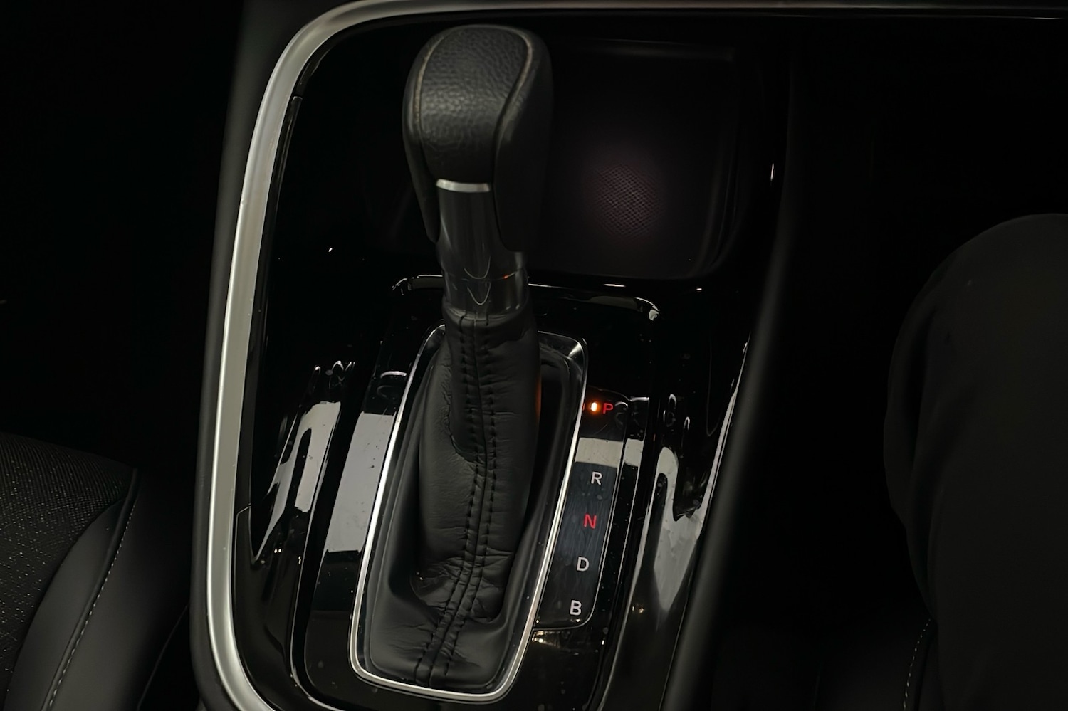 Used Honda HR-V 2023 for sale - 76643209: Photo 11