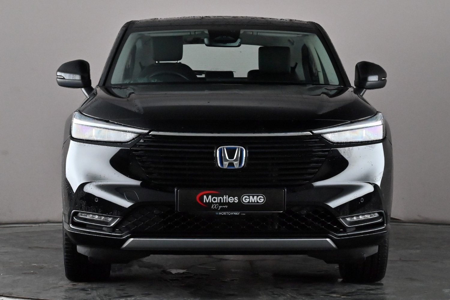 Used Honda HR-V 2023 for sale - 76643209: Photo 2