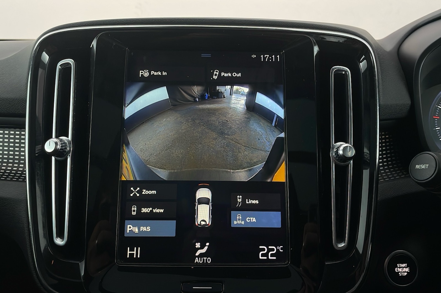 Used Volvo XC40 2019 for sale - 76069916: Photo 21