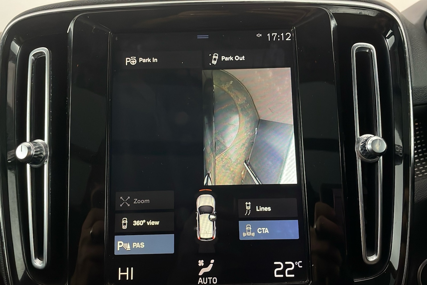 Used Volvo XC40 2019 for sale - 76069916: Photo 25