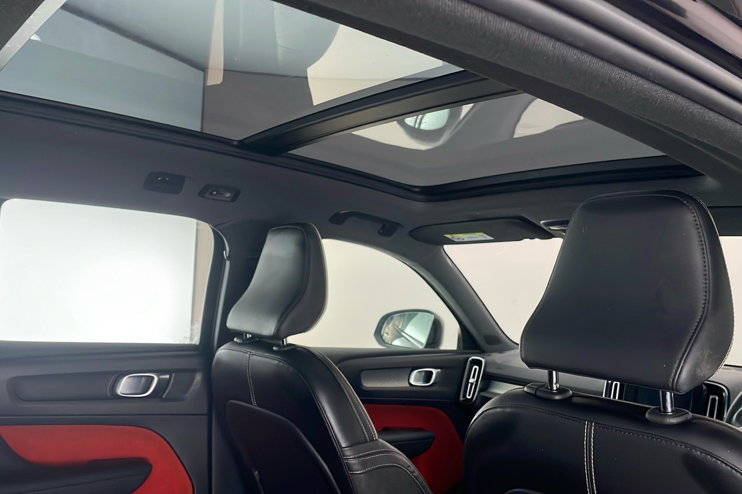 Used Volvo XC40 2019 for sale - 76069916: Photo 27