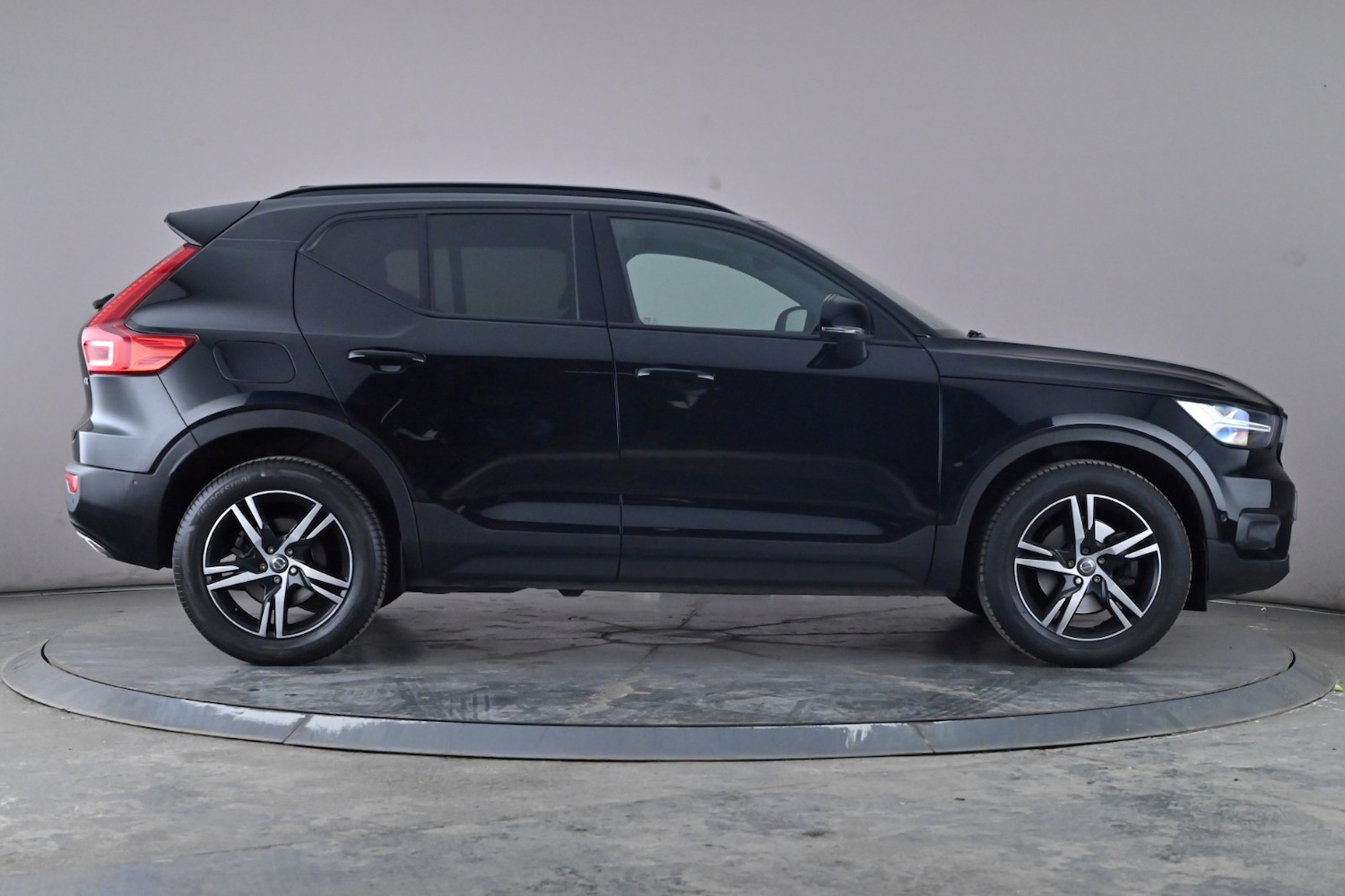 Used Volvo XC40 2019 for sale - 76069916: Photo 3