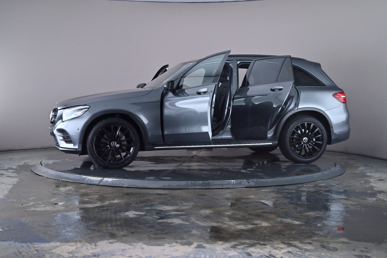 Used Mercedes-Benz GLC 2017 for sale - 76716474: Photo 50