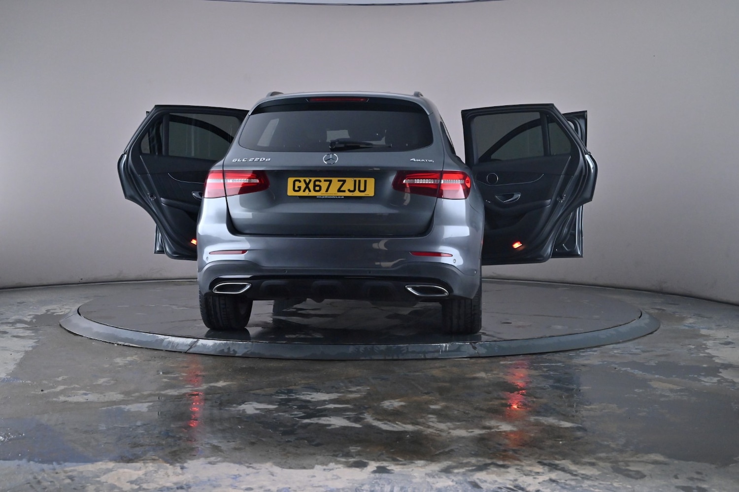 Used Mercedes-Benz GLC 2017 for sale - 76716474: Photo 61