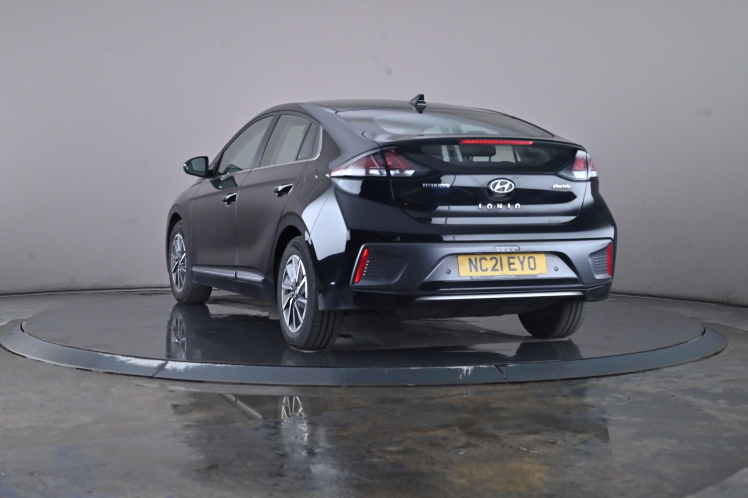 Vehicle 21