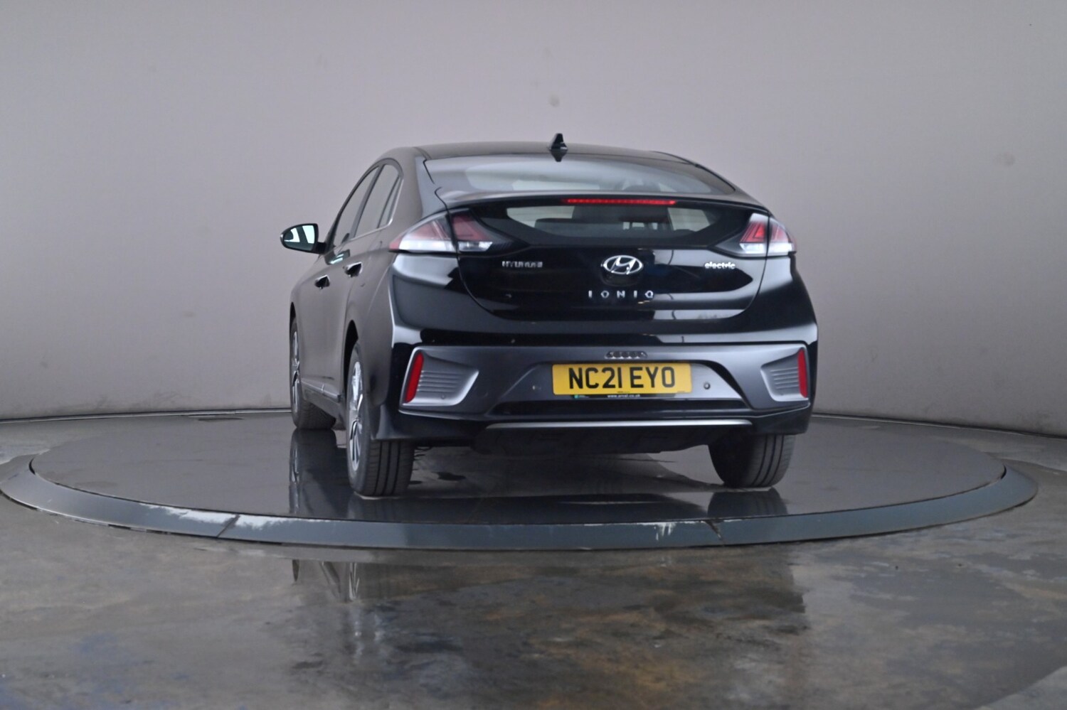 Vehicle 22