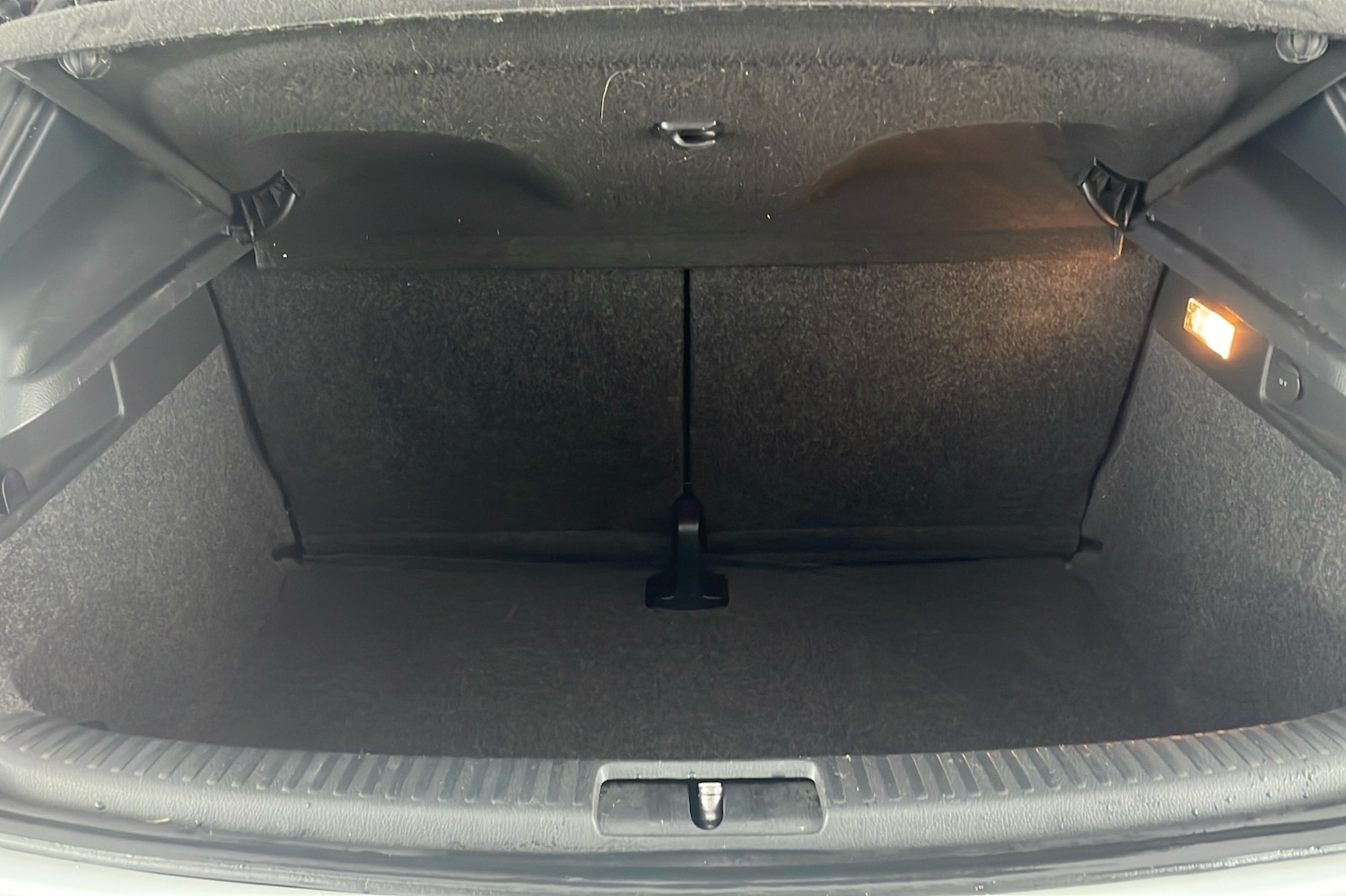 Used Volkswagen Scirocco 2016 for sale - 77288991: Photo 21