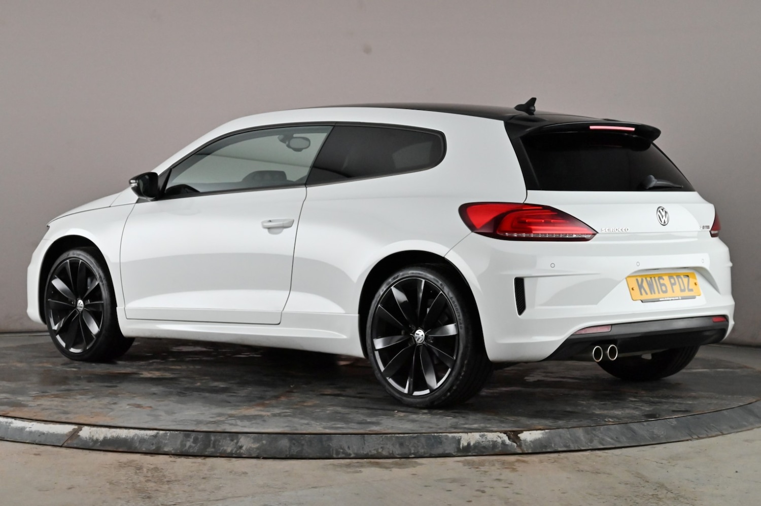 Used Volkswagen Scirocco 2016 for sale - 77288991: Photo 4