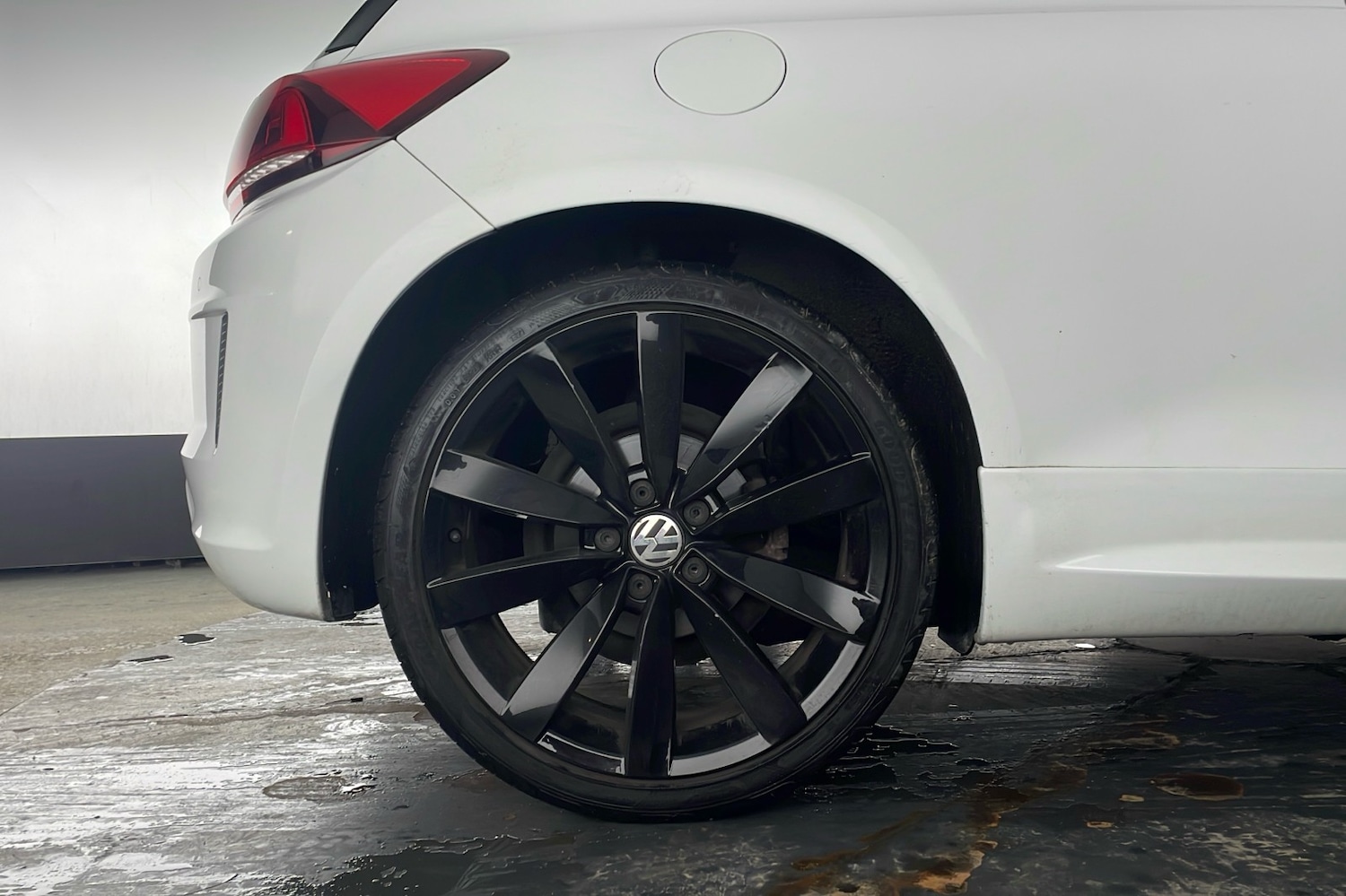 Used Volkswagen Scirocco 2016 for sale - 77288991: Photo 7