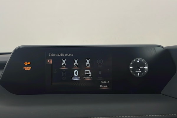 Used Lexus UX 2022 for sale - 76186199: Photo 16