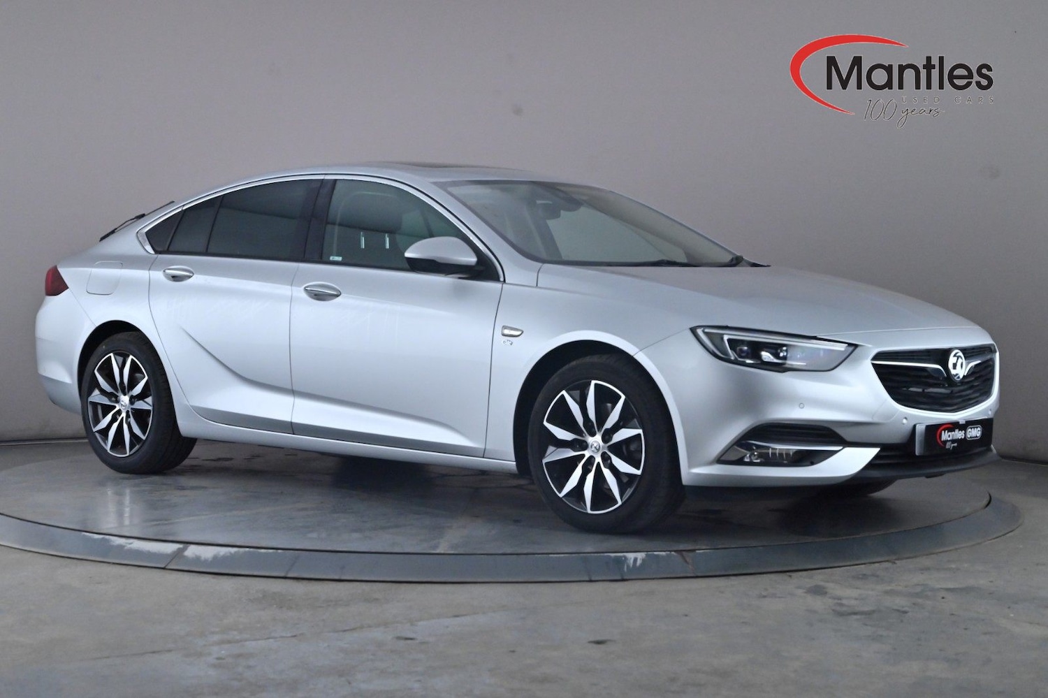 Used Vauxhall Insignia 2017 for sale - 76069894: Photo 1