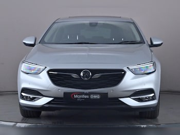 Used Vauxhall Insignia 2017 for sale - 76069894: Photo 2