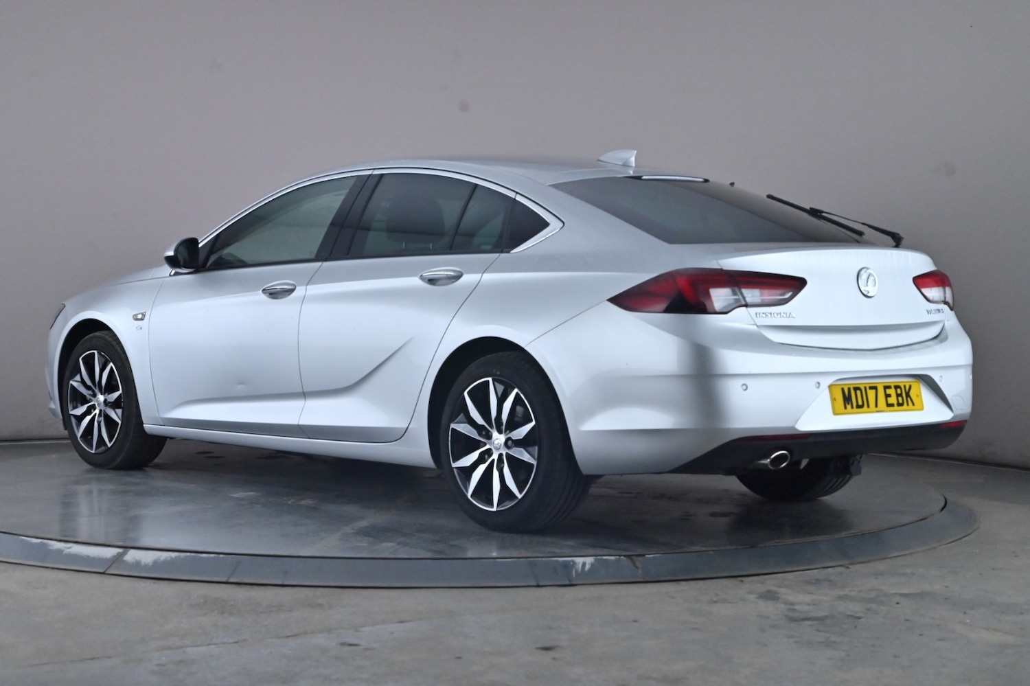 Used Vauxhall Insignia 2017 for sale - 76069894: Photo 4