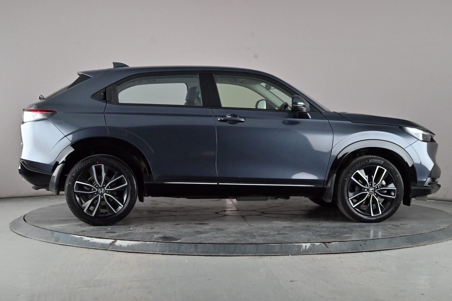 Used Honda HR-V 2023 for sale - 76627715: Photo 3