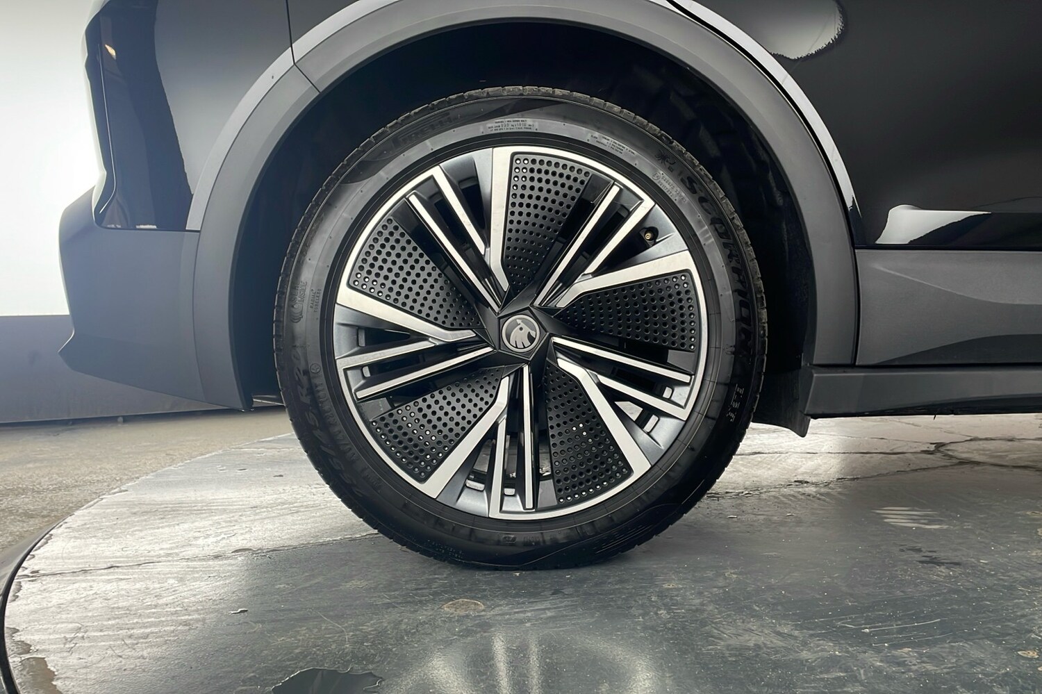 Used Skoda Elroq 2025 for sale - 76236523: Photo 7