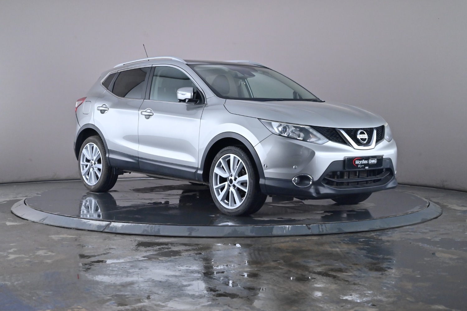 Used Nissan Qashqai 2015 for sale - 76672379: Photo 2