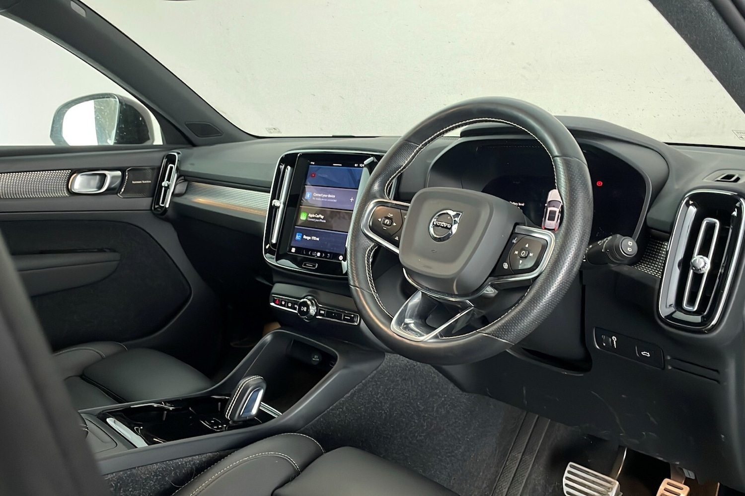 Used Volvo XC40 2021 for sale - 76730431: Photo 9