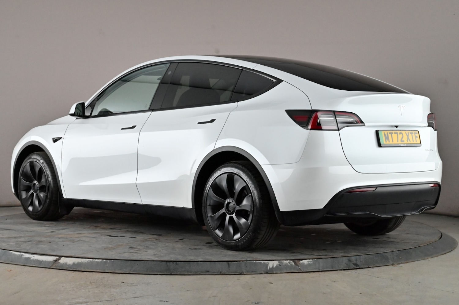Used Tesla Model Y 2022 for sale - 76986649: Photo 4