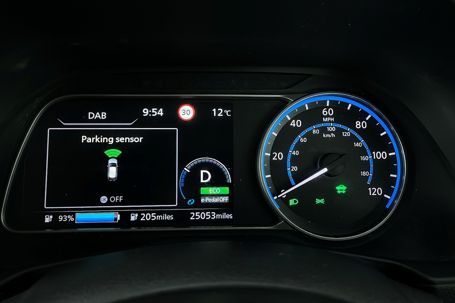 Used Nissan Leaf 2020 for sale - 76730377: Photo 23