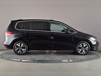 Used Volkswagen Touran 2022 for sale - 78668231: Photo