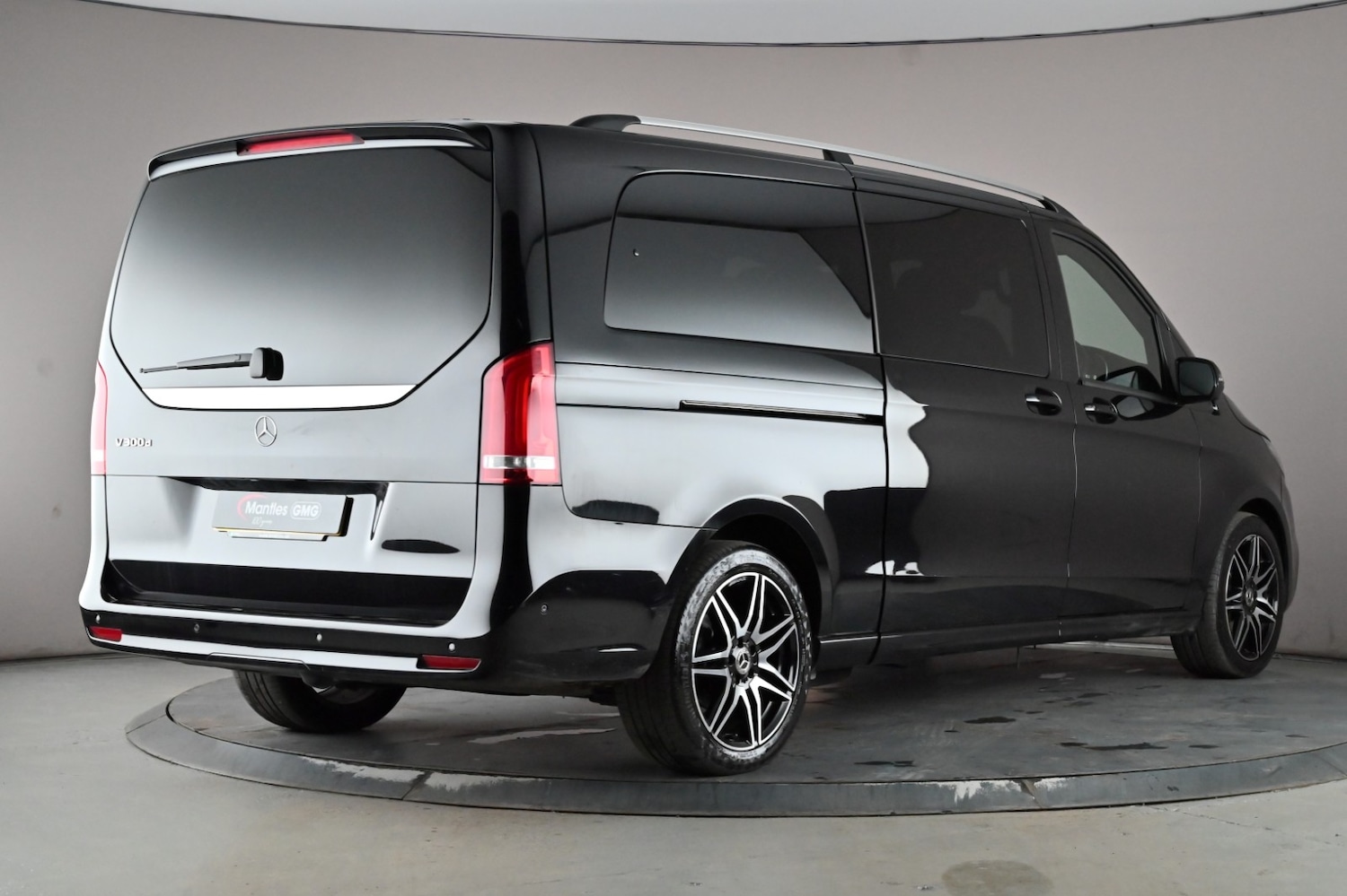 Used Mercedes-Benz V-Class 2023 for sale - 77815271: Photo 6