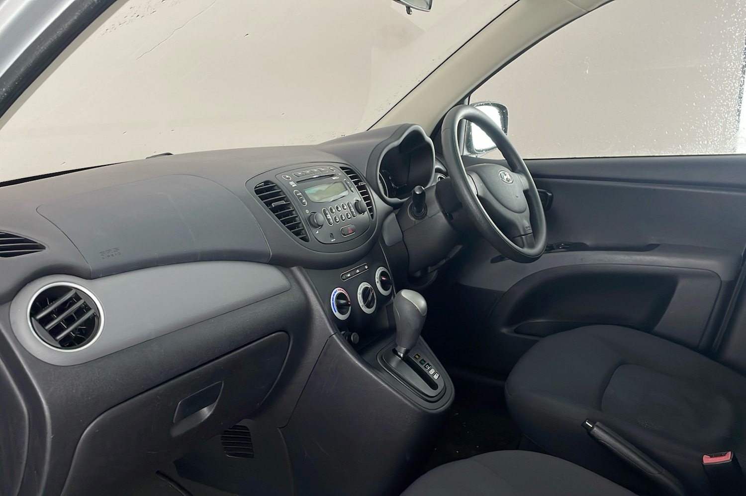 Used Hyundai i10 2010 for sale - 77311270: Photo 18