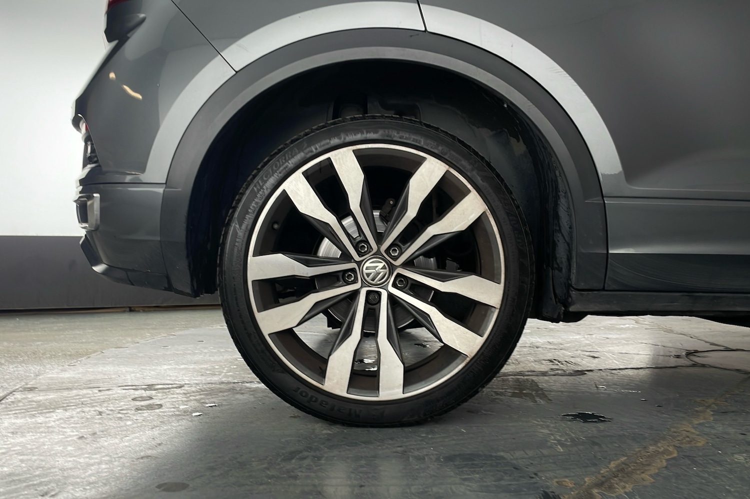 Used Volkswagen T-Roc 2019 for sale - 76892960: Photo 7