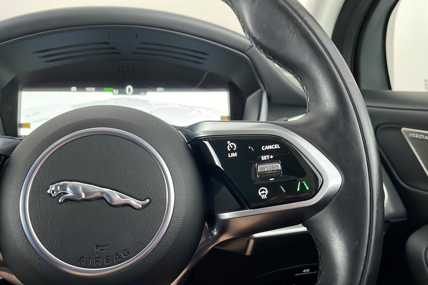 Used Jaguar I-Pace 2021 for sale - 76716467: Photo 17