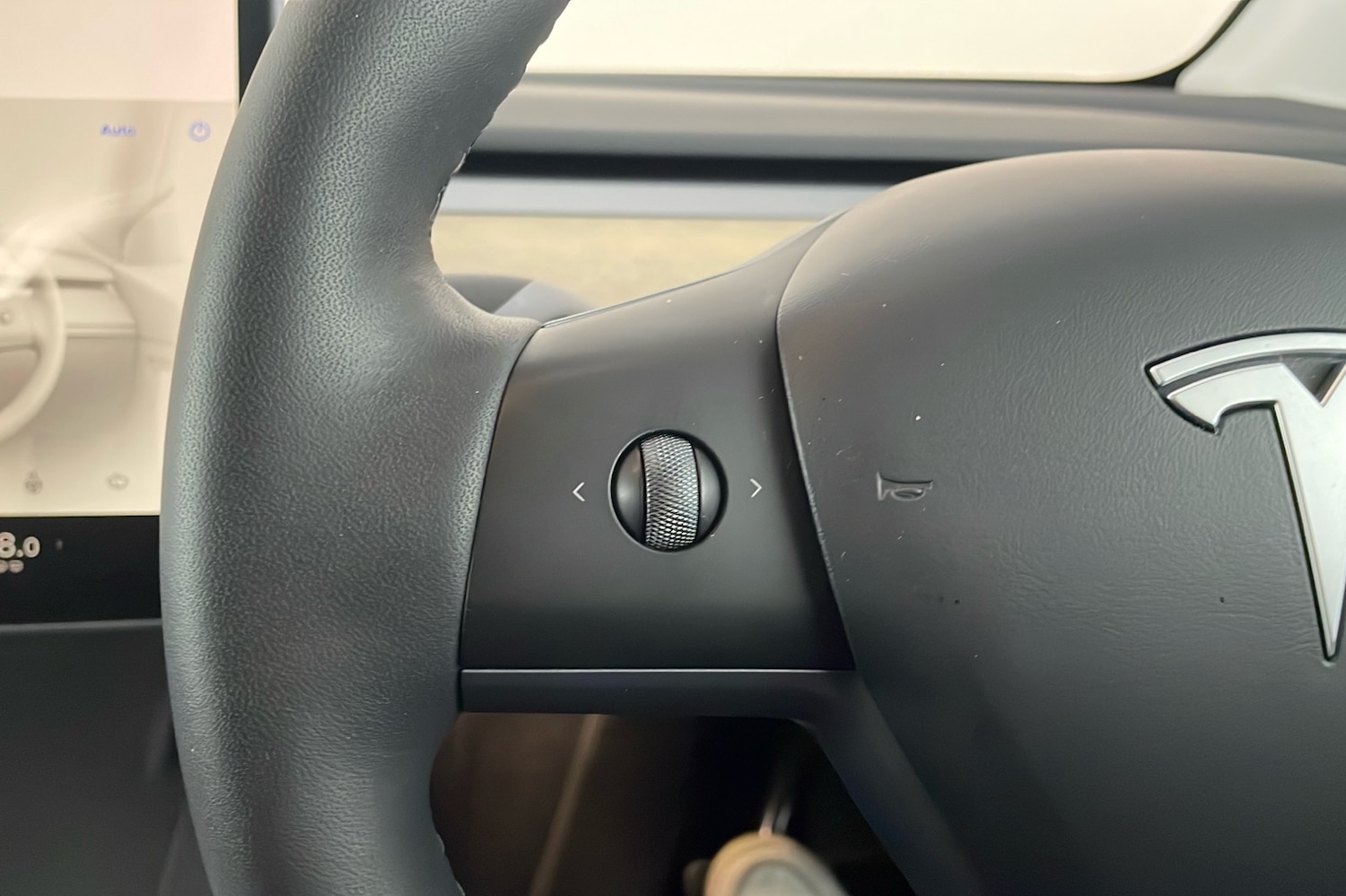 Used Tesla Model Y 2022 for sale - 76980689: Photo 15