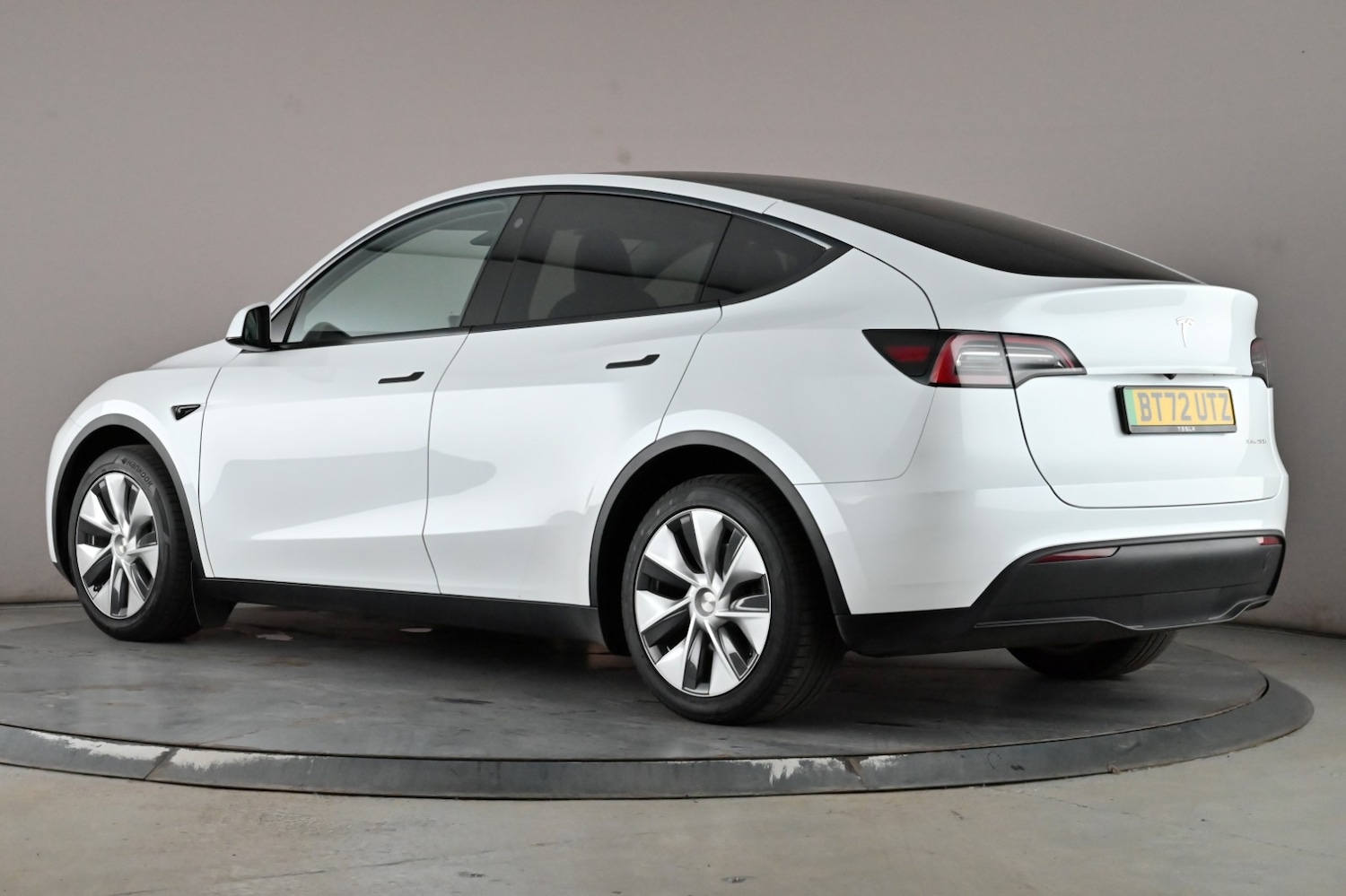 Used Tesla Model Y 2022 for sale - 76980689: Photo 4