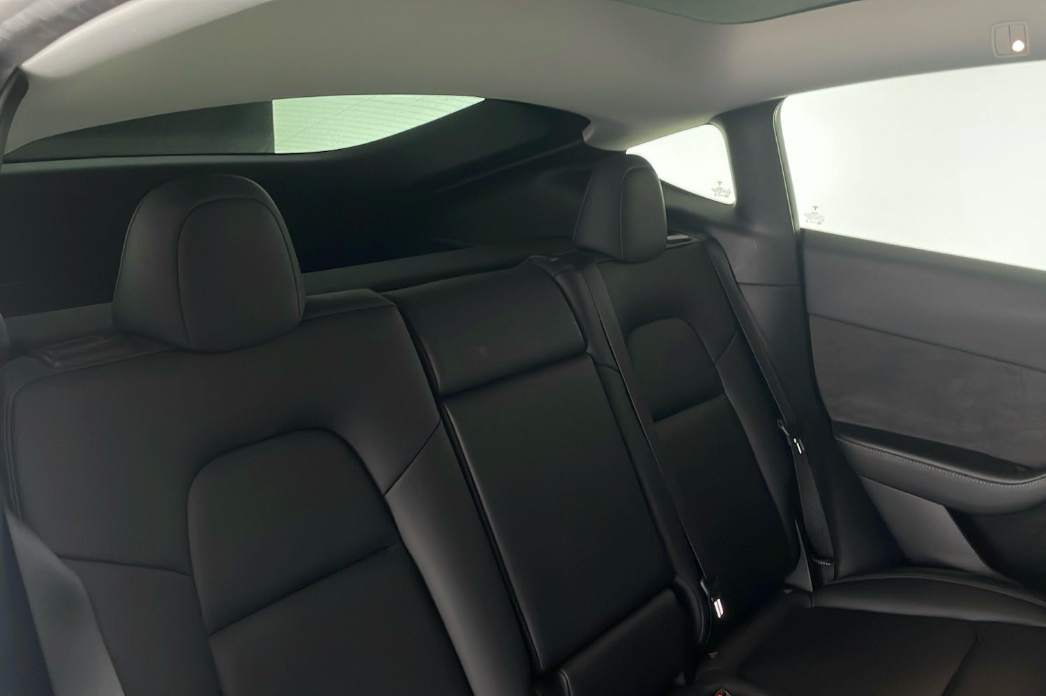 Used Tesla Model Y 2022 for sale - 76980689: Photo 9