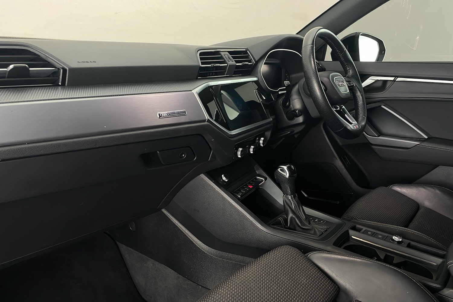 Used Audi Q3 2020 for sale - 77065565: Photo 24