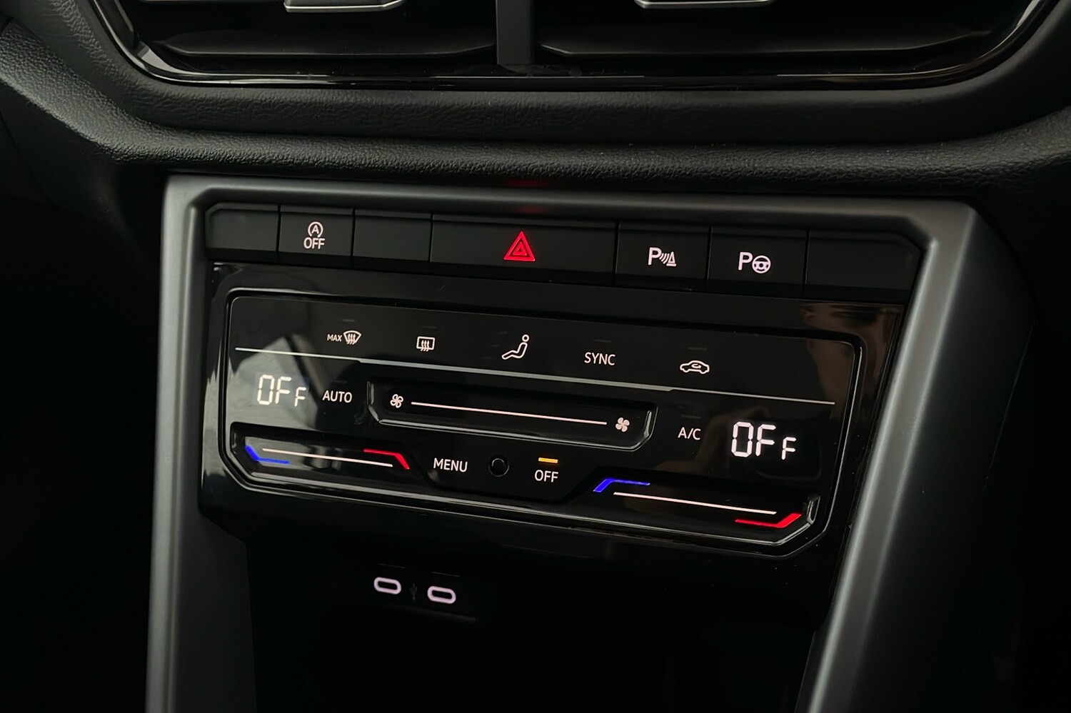 Used Volkswagen T-Roc 2023 for sale - 77609706: Photo 13