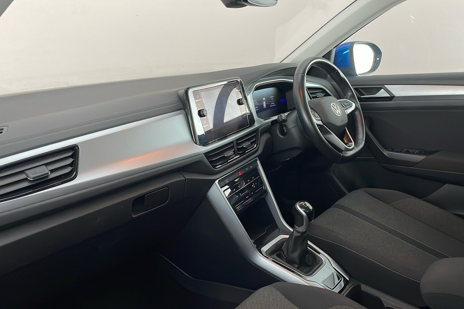 Used Volkswagen T-Roc 2023 for sale - 77609706: Photo 19