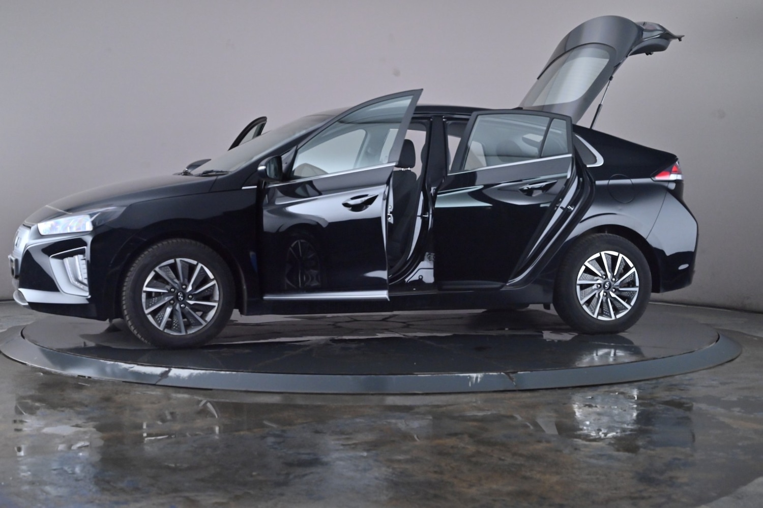 Used Hyundai IONIQ 2021 for sale - 76635229: Photo 49