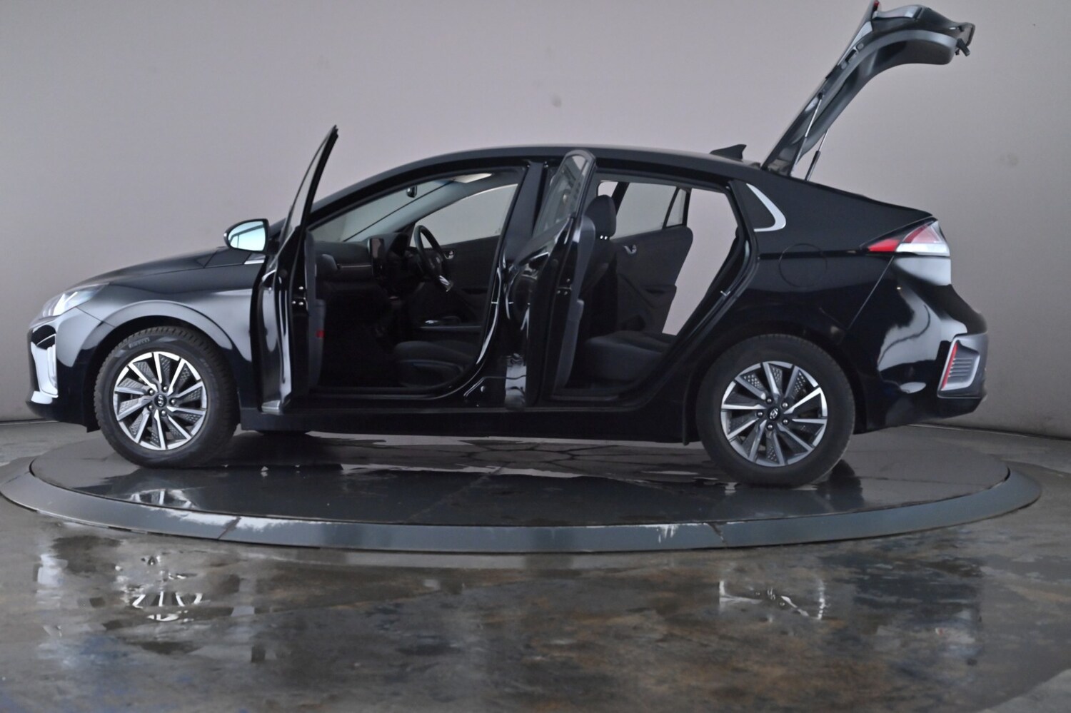 Used Hyundai IONIQ 2021 for sale - 76635229: Photo 52